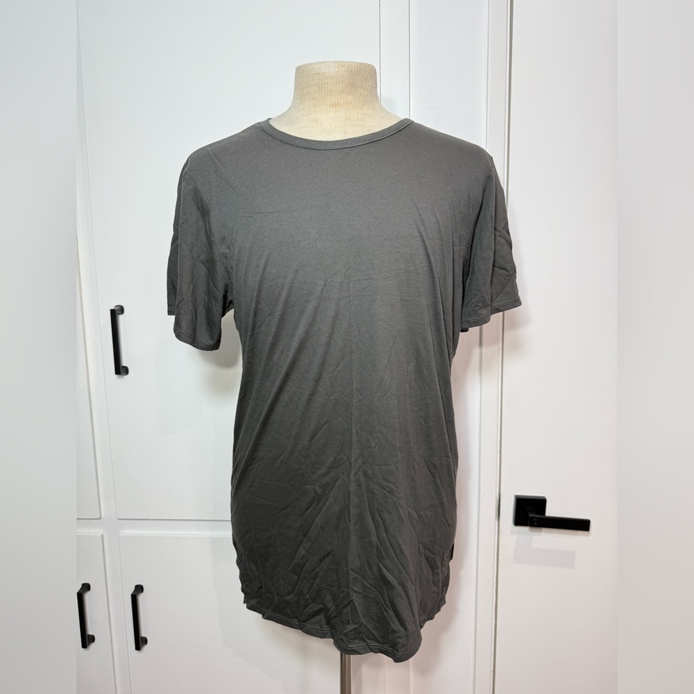 Twenty Montreal gray tshirt